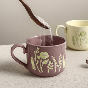 Tazza da Caffè in Ceramica <span class=keywords><strong>Vintage</strong></span> con Motivi Floreali in Rilievo e Manico a Cuore - Product Image 2