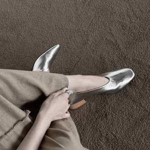 Cialisa <span class=keywords><strong>Scarpe</strong></span> da <span class=keywords><strong>Donna</strong></span> in Vera Pelle <span class=keywords><strong>Argento</strong></span> Moda 2025 Autunno Alta Qualità Punta Quadrata Slip-On <span class=keywords><strong>Tacco</strong></span> <span class=keywords><strong>Medio</strong></span> Quotidiano Taglie 40 - Product Image 4