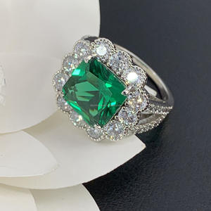 Bague en argent sterling 925 plaqué rhodium avec zircon, coupe émeraude, éternité, luxe, diamant de laboratoire cultivé, pour mariage et fête - Product Image 4