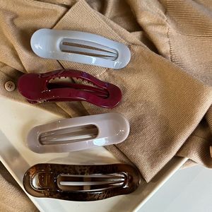 Pinces à cheveux longues ovales pour l'automne et l'hiver, pinces à cheveux épaisses à <span class=keywords><strong>boucle</strong></span> papillon, pinces à cheveux minimalistes élégantes antidérapantes pour femmes - Product Image 1