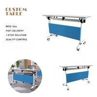 Table de formation pliable Blue Modesty Panel avec plateau blanc et pieds en T, mobilier de salle de classe mobile, table de formation pliable