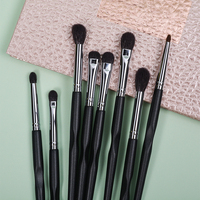 Ensemble de 8 pinceaux de maquillage pour le visage et les yeux Dongmei haut de gamme, poils de chèvre et de poney de haute qualité, manche en bois avec motif empreinte digitale