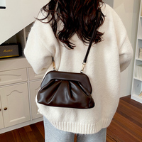 Sac à bandoulière plissé au design élégant, fermeture magnétique de haute qualité, sac bandoulière de luxe pour femme, vente chaude en usine