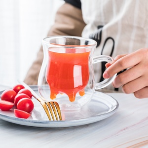 <span class=keywords><strong>Tasse</strong></span> à café en verre borosilicate transparente faite à la main résistante à la chaleur <span class=keywords><strong>tasse</strong></span> en verre de lait de vache à <span class=keywords><strong>double</strong></span> <span class=keywords><strong>paroi</strong></span> - Product Image 2