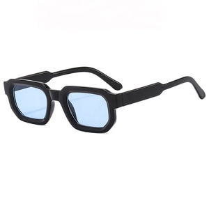 Nouvelles <span class=keywords><strong>lunettes</strong></span> <span class=keywords><strong>de</strong></span> soleil <span class=keywords><strong>pour</strong></span> femmes <span class=keywords><strong>de</strong></span> style rétro européen américain, simples, haut <span class=keywords><strong>de</strong></span> gamme, carrées, petites, en PC, colorées, protection UV400 - Product Image 5