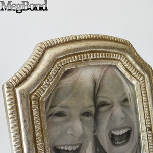 Cornice in resina per foto con finitura in argento antico da 7 pollici <span class=keywords><strong>Vintage</strong></span> da tavolo in Polyresin per la visualizzazione di foto - Product Image 3