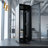 Armoire de serveur en acier pour centre de données, 34U, 800*800mm, en stock