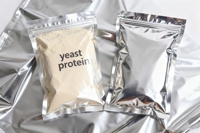 Prix d'usine, bonne qualité, protéine de levure fermentée nutritionnelle 60%