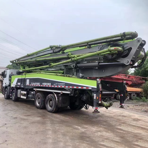 Camion pompe à béton diesel Zoomlion ZLJ5440THBBE d'occasion, robuste, avec flèche télescopique et composants moteur principaux - Product Image 5