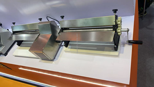 Macchina Commerciale per Stendere la Pasta della Pizza in Acciaio Inox, Sfogliatrice Automatica per Pasta, Pane, Ravioli e Momo - Product Image 6