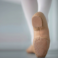 Chaussures de danse jazz en peau de mouton BW25 pour femmes, semelle souple, chaussures d'entraînement pour performance scénique classique, vente en gros