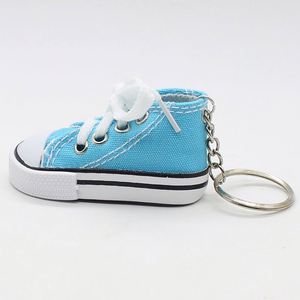 Ofertas Destacadas: Llavero con diseño de zapatos de PU y lona, colgante para bolso de tela y llavero para coche - Product Image 4