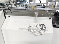 Machine automatique de rivetage et de nouage d'étiquettes de bagages UT150AE pour les aéroports, les compagnies aériennes, les expéditions et la livraison