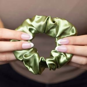 Vente en gros : Chouchous pour cheveux en soie de mûrier 100% Grade 6A, 19 Momme, pour mariage, en promotion - Product Image 4