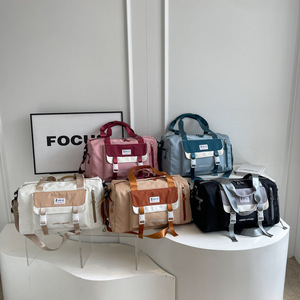 Bolsas de Equipaje de Gran Capacidad en Colores Brillantes Personalizadas, Diseño Simple, Ligero y Casual, Adecuado para Actividades al Aire Libre - Product Image 1