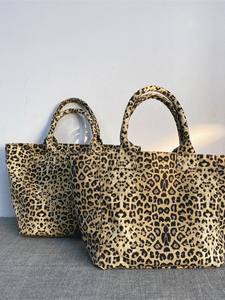 Bolsa de Lona Bordada con Estampado de Leopardo para Hombre y Mujer, Bolsa de Compras Casual, Bolsa Tote - Product Image 3
