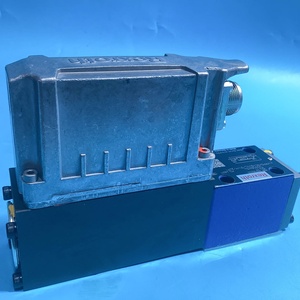 4WRPEH6C4B40L-3X/M/24F1 R901382333 4/4 Contrôle hydraulique directionnel proportionnel à haute réponse avec OBE - Product Image 5