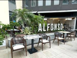 Chaises de <span class=keywords><strong>restaurant</strong></span> modernes en métal sur mesure pour café, hôtel, centre commercial, parc - Mobilier commercial durable, écologique et facile à nettoyer - Product Image 2