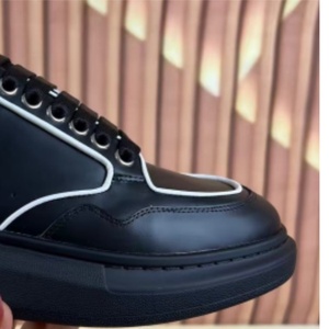 Black leather thick-soled walking shoes, trendy and stylish lace-up sports shoes, luxurious brand men's shoes - Product Image 3