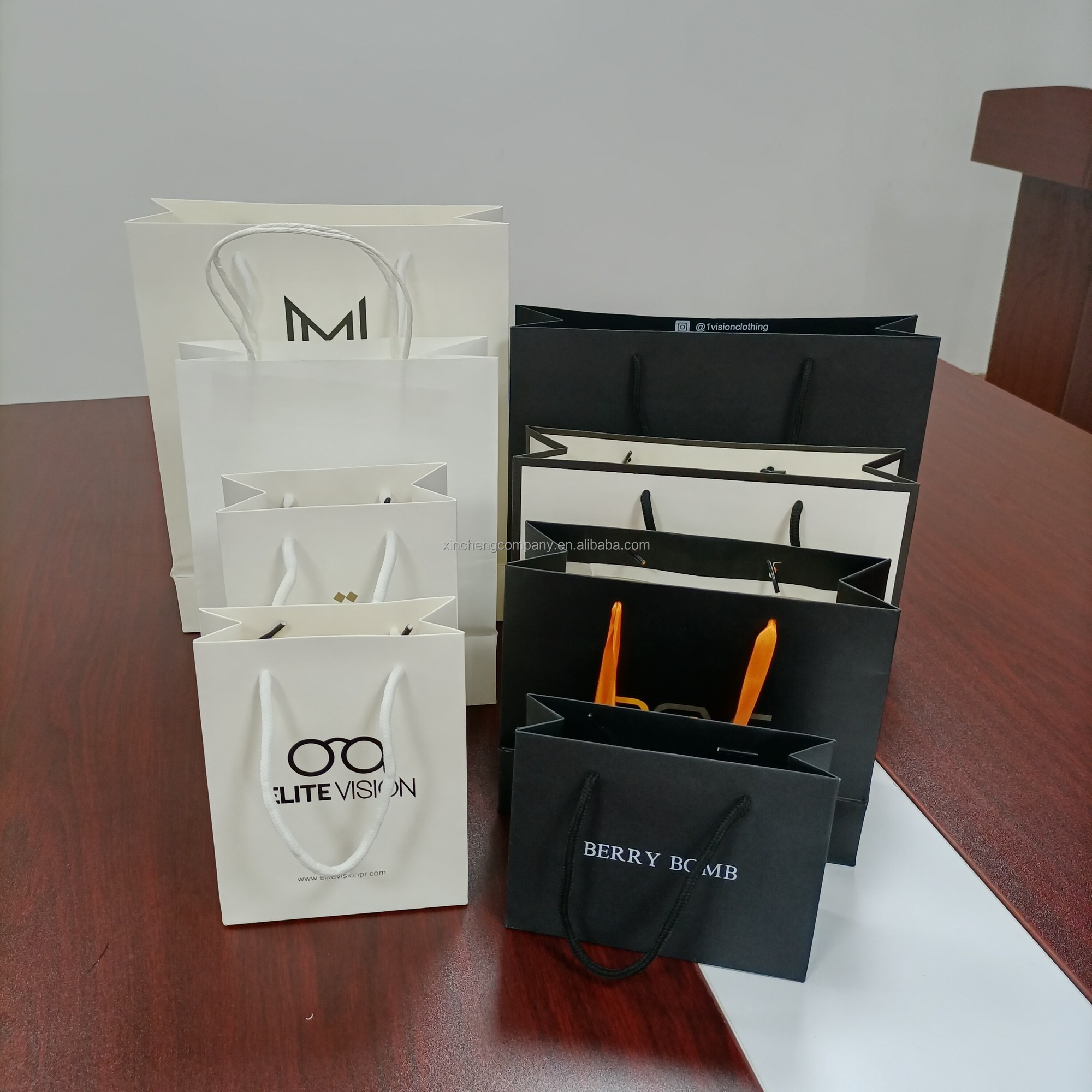 Hot Selling Paper Bags Have Available Sizes ,colors and Materials.