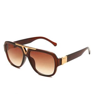 2025 Luxury Ladies <b>Sunglasses</b> Fashion Oversized <b>Square</b> UV400 Polarizing High Quality with Red Blue Pink Frame Options - Product Image 3
