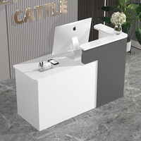 Comptoir de caisse enregistreuse en bois simple et moderne pour usage commercial dans les petites boutiques, les magasins de vêtements, les salons de beauté et les bureaux d'accueil
