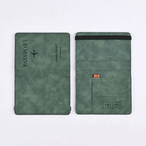 Porta Pasaportes Personalizado de Cuero PU con Correa - Organizador de Documentos de Viaje, Porta Tarjetas de Embarque, con Logotipo Impreso - Product Image 5