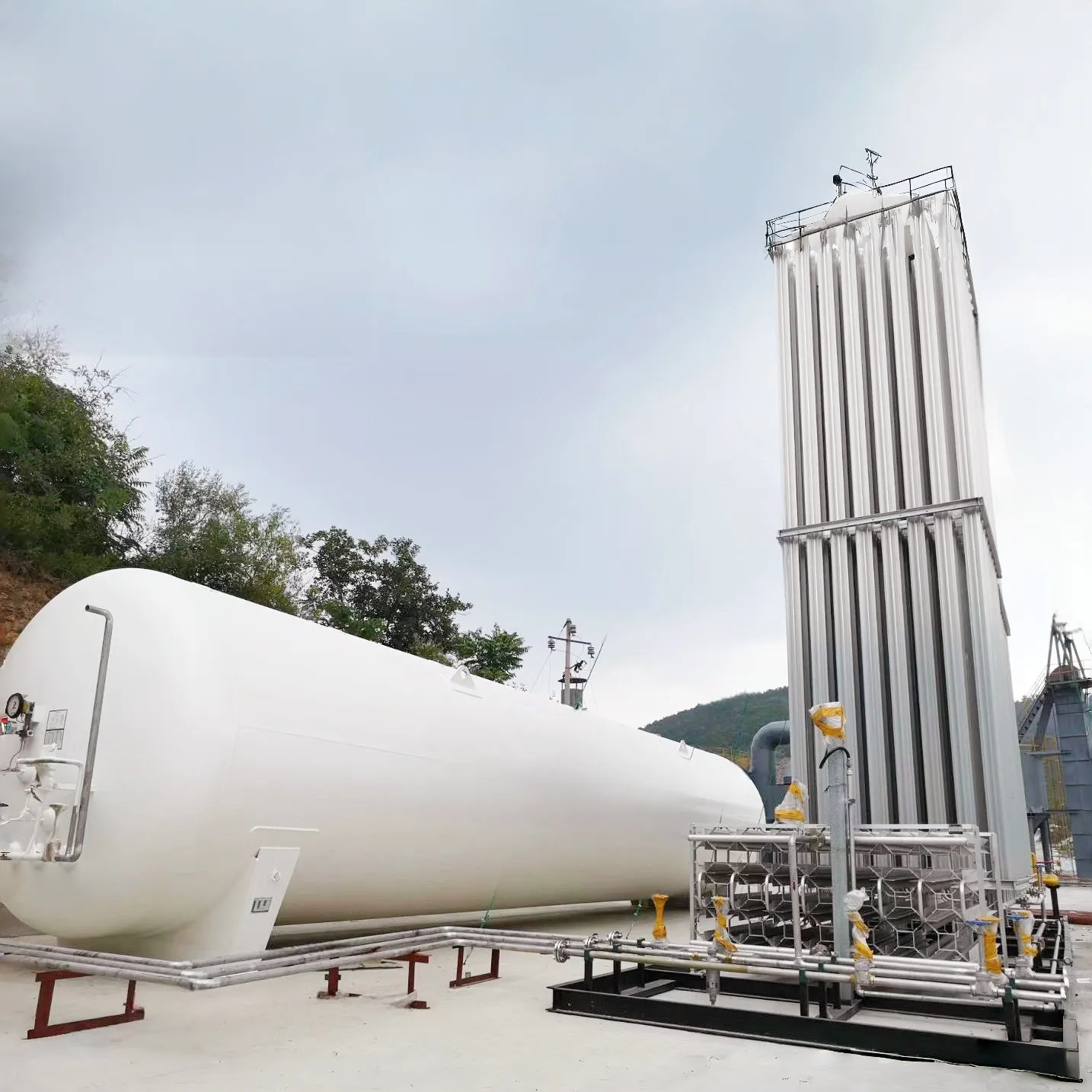 LNG Mobile Skid Mounted Supply Station on Turnkey Basise