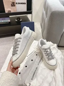 2026 <b>Top</b> Hot Selling Designer Inspired Heart Sneakers Platform Canvas Shoes Fashion Casual Low <b>Top</b> Sneakers for Women Wholesale - Product Image 5