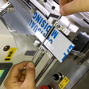 Machine automatique d'autocollant d'étiquette de haute efficacité de SR-250 de Sinrad pour des câbles de données et d'alimentation 900-1000/H AC220V diamètre de fil de 3-10mm - Product Image 5