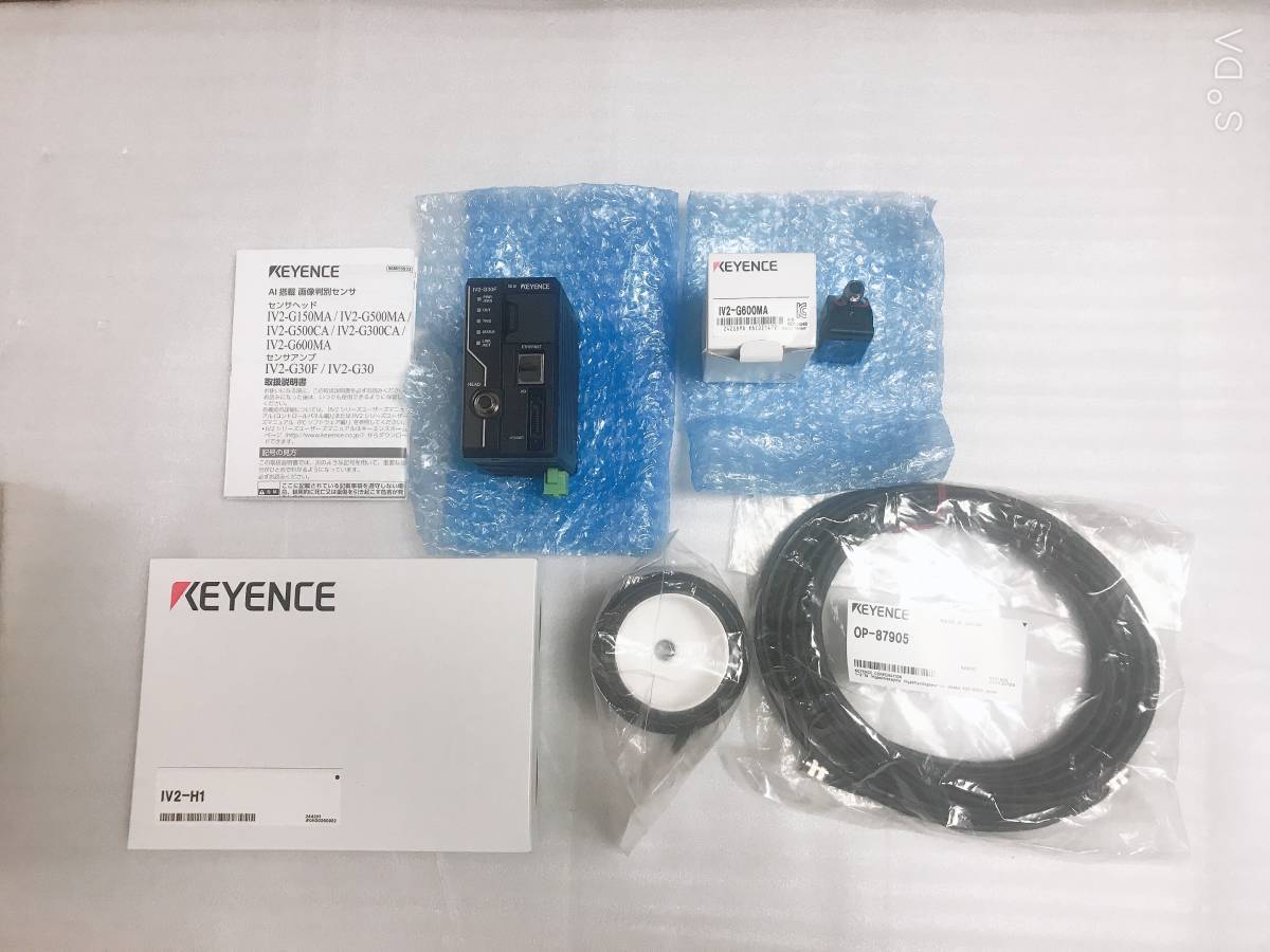 キーエンス IV2-G30F CNC機械加工部品 ビジョンシステムコントローラ 