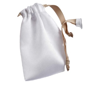 Bolsa de Regalo de Tela de Seda Satinada de Lujo Reciclada con Cordón, Bolsa Protectora para Joyería con Logotipo Personalizado - Product Image 6