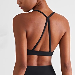 Soutien-gorge de sport court sans dos personnalisé <span class=keywords><strong>pour</strong></span> femme, sexy, à fines bretelles, <span class=keywords><strong>pour</strong></span> le yoga - Product Image 1