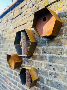 JH-Mech Maison d'oiseau en rouille pour les amateurs d'oiseaux Station d'alimentation en acier à montage mural Mangeoire à oiseaux en métal en acier corten - Product Image 3