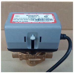 Vanne à boisseau motorisée Honeywell VC6013, bidirectionnelle, en laiton, OEM, origine USA - Product Image 3