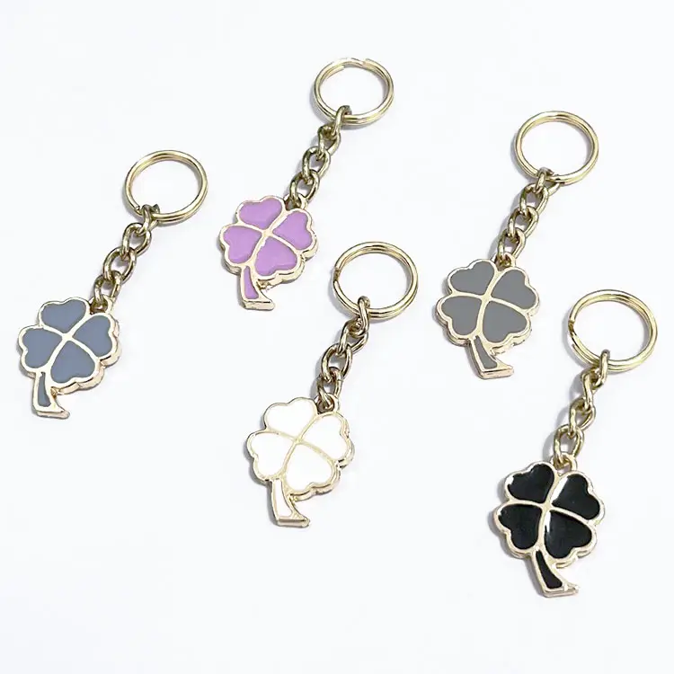 Metal 4 Leaf Clover Keychain Keyring Lucky Small Four Leaf Clover Key Chain Holders for Girls Souvenirs Charms Black Zinc Alloy