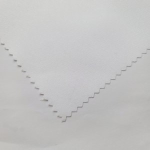 <span class=keywords><strong>Tissu</strong></span> de <span class=keywords><strong>gabardine</strong></span> de couleur blanche du <span class=keywords><strong>tissu</strong></span> 150D de polyester de sublimation pour l'impression - Product Image 1