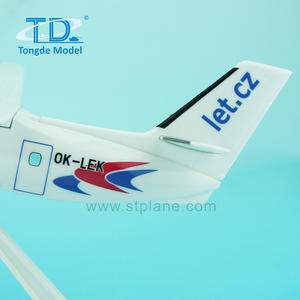 Gadget Estivi 2022: Modellino in Plastica di Aereo da Trasporto <span class=keywords><strong>Let</strong></span> L-410 con Motore a Turbina a Reazione - Product Image 4