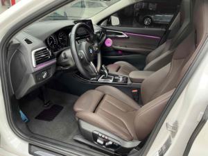 Vente en gros <span class=keywords><strong>2022</strong></span> <span class=keywords><strong>BMW</strong></span> Série 1 125i M 2.0T FWD Sièges en cuir foncé Voitures d'occasion Vente de Chine - Product Image 4