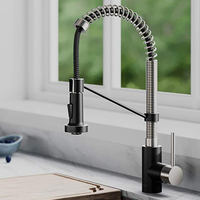 Robinet de cuisine moderne de luxe à poignée unique en laiton, finition laiton, montage sur plan, double sortie d'eau, style contemporain