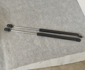 Para excavadora Takeuchi TB 150 135 175, nueva cubierta trasera de motor, varilla de soporte de resorte de gas, varilla superior hidráulica de alta calidad - Product Image 1