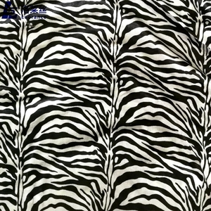 Tela con estampado de vaca, tejido de terciopelo y poliéster, barato, disponible - Product Image 6