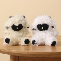 Porte-clés en peluche mouton bouclé mignon en gros, pendentif personnalisé OEM, mascotte en peluche douce, jouet en peluche agneau moelleux pour cadeau