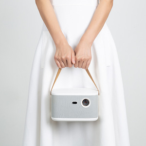 F8 1080P Android 11 <span class=keywords><strong>LED</strong></span> LCD Chiếu Với <span class=keywords><strong>4000</strong></span> Lumens Được Xây Dựng Trong Pin (<span class=keywords><strong>1</strong></span> Giờ) Wifi Xách Tay Nhà Thông Minh 3D Rạp Chiếu Phim - Product Image 6