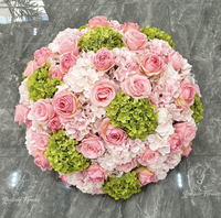 Décorations de mariage, décorations de table, supports de fleurs de table, ornements de fleurs violettes, boules de fleurs blanches et violettes