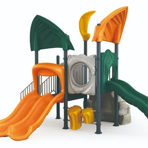 LLDPE小型户外游乐场设备，带滑梯和邦戈，供儿童在餐厅玩耍