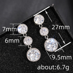 Orecchini Pendenti Geometrici con Zirconia Cubica per Donna, Gioielli Eleganti per Feste e Fidanzamenti - Product Image 4