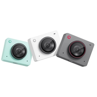 Webcam OBSBOT Meet 2 4K alimentée par l'IA avec deux microphones omnidirectionnels et contrôle automatique du gain pour les réunions