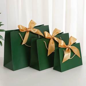 MOQ 100pcs Factory Supply <b>Paper</b> Shopping Bag Custom Logo Gift Store Merchandise Packing Present Boutique Retail Bags for Jewelry - Product Image 1