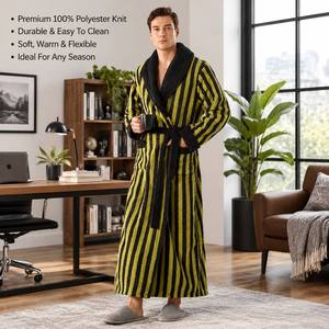 Nouvelle Robe de Nuit Homme en Velours Corail Doublée Polaire à Rayures, Col Rabattu Simple et Décontracté, Personnalisable, Automne Hiver, Direct Usine - Product Image 4